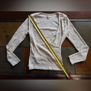 Madewell ribbed tunic low oval neck long sleeve pastel cropped top preppy beach